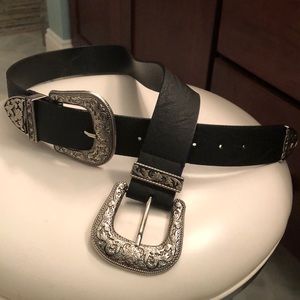 Western style silver detailed belt